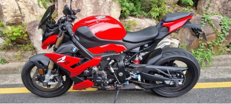 BMW S1000R