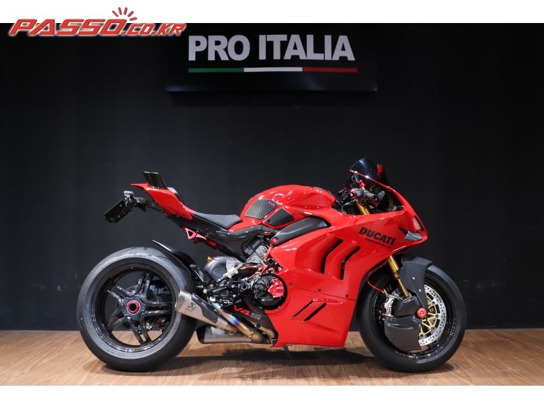 Ducati 파니갈레 V4 S