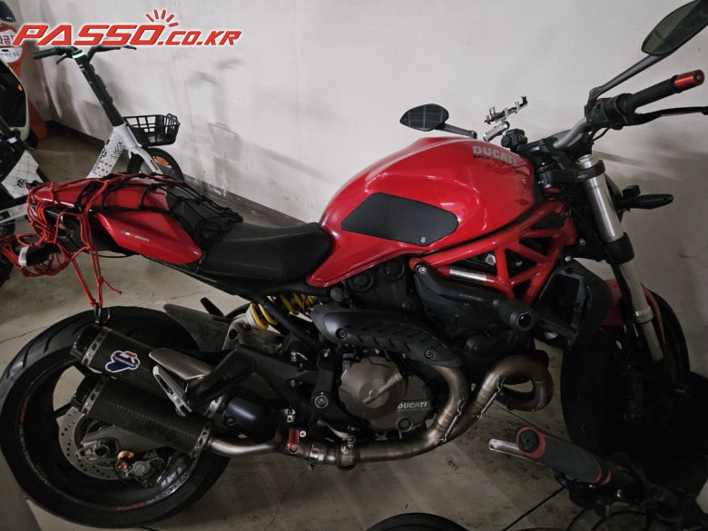 Ducati 몬스터 821