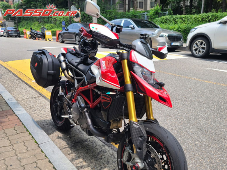 Ducati 하이퍼모타드 950 SP