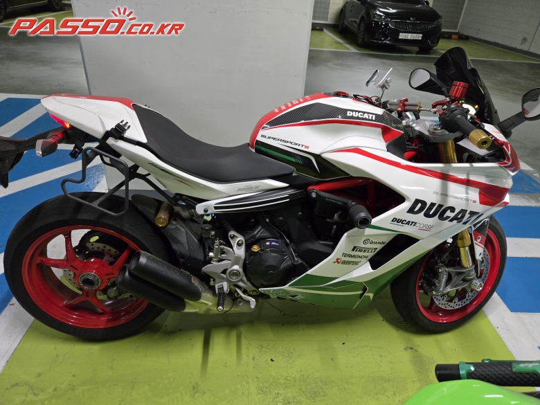 Ducati 슈퍼스포츠 950
