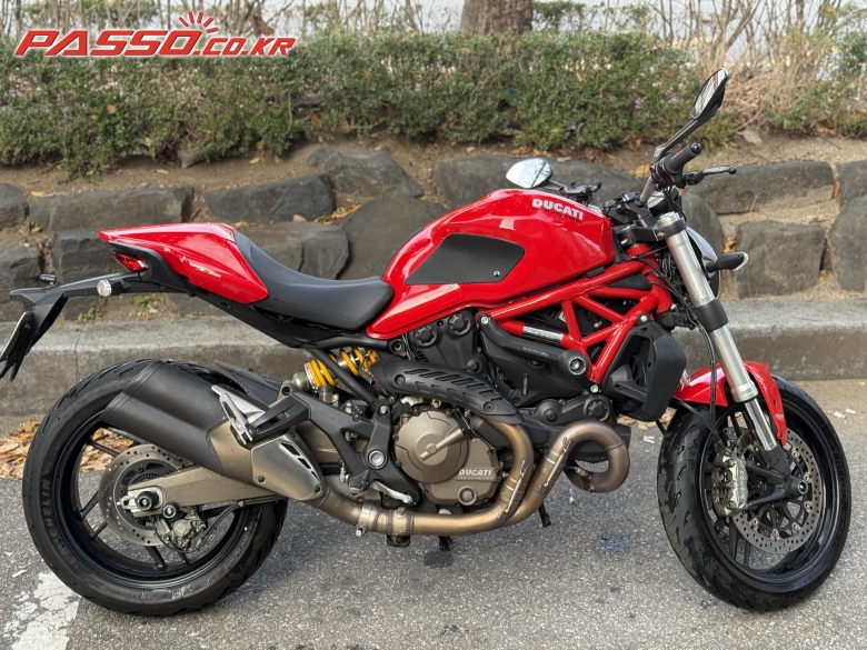 Ducati 몬스터 821