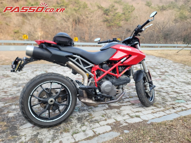 Ducati 하이퍼모타드 796
