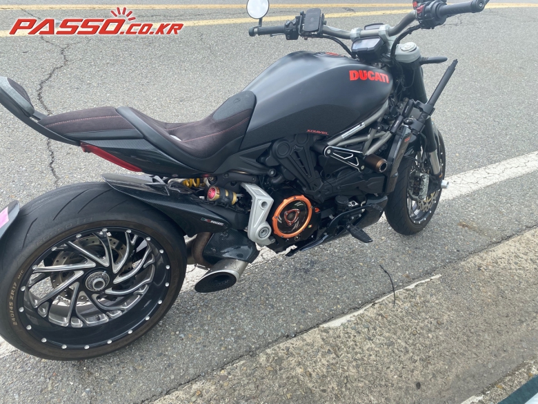 Ducati X 디아벨