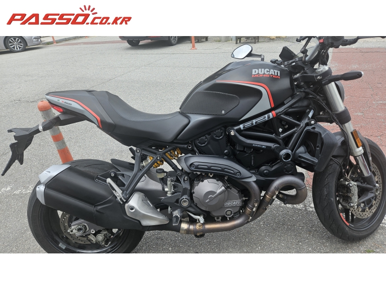 Ducati 몬스터 821 스텔스