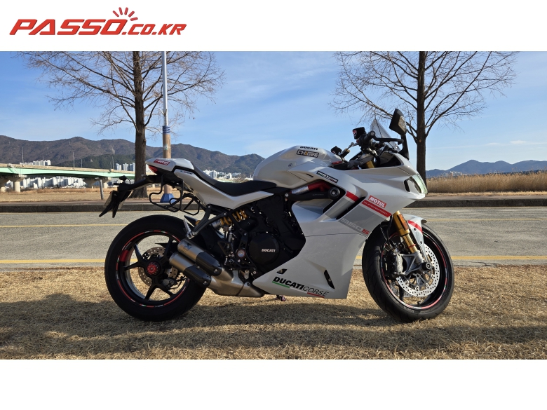 Ducati 슈퍼스포츠 950 S