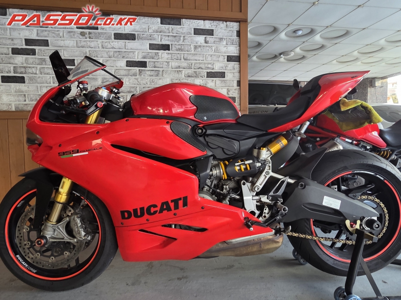 Ducati 959 파니갈레 CORSE