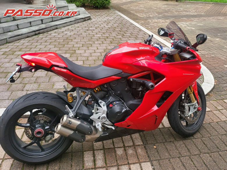 Ducati 슈퍼스포츠 950 S