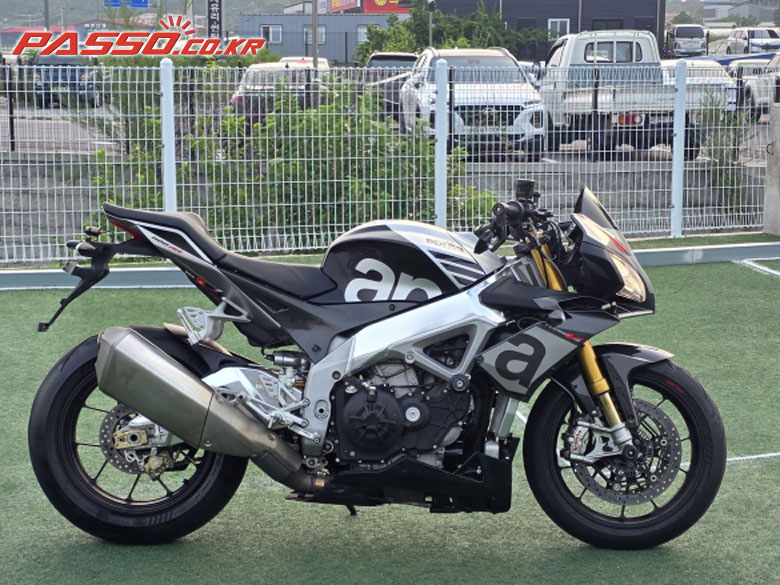 Aprilia 투오노 1000 R