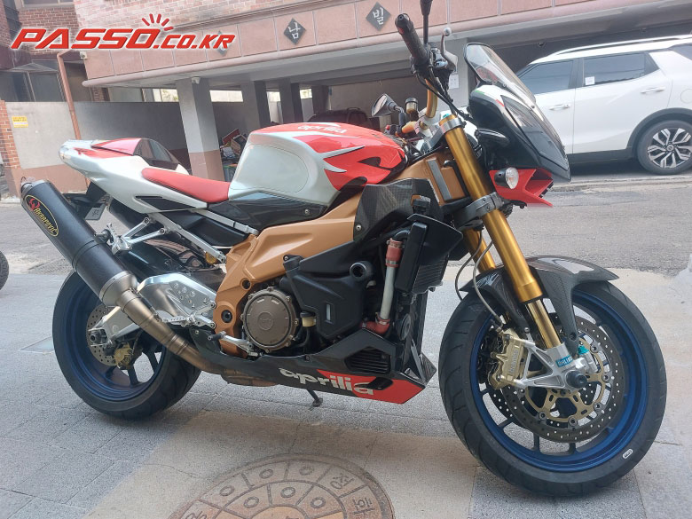 Aprilia 투오노 1000 R 팩토리