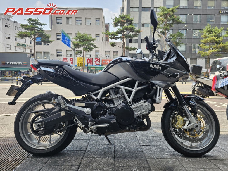 Aprilia 마나 850