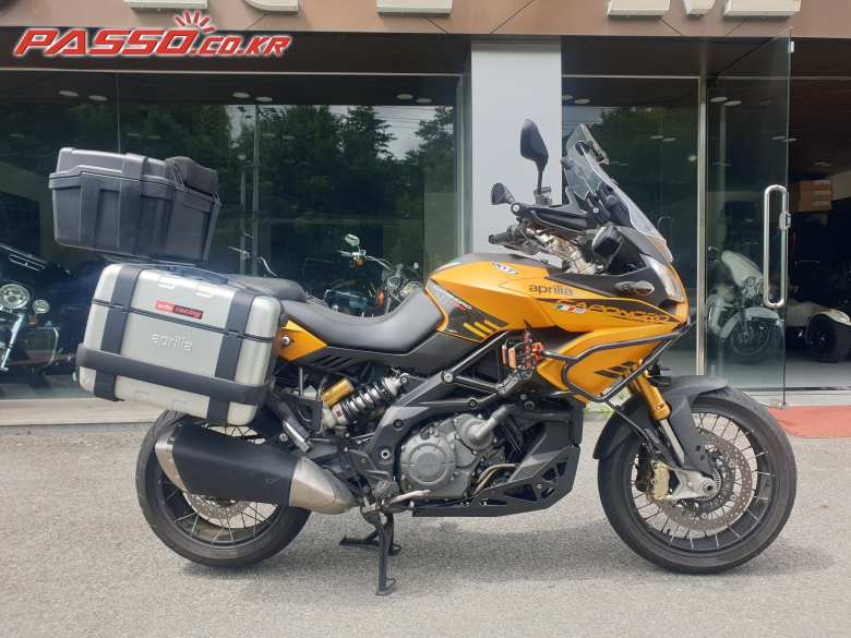 Aprilia 카포노드 1200