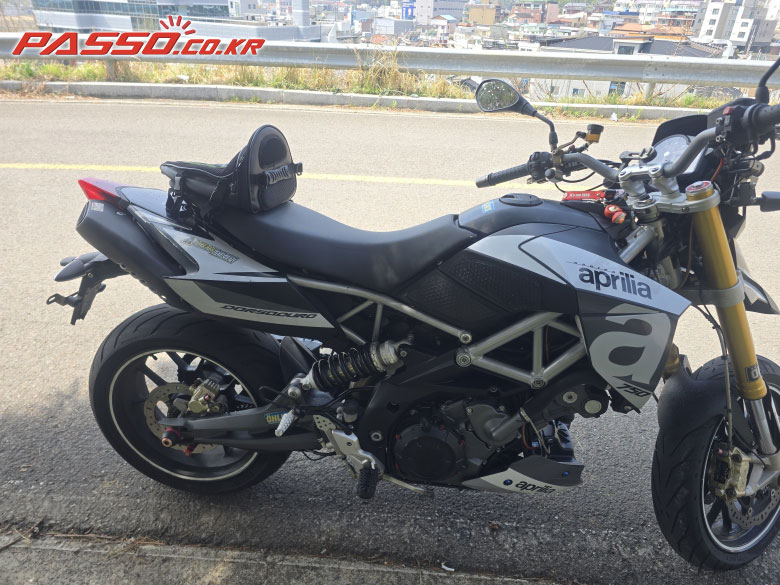Aprilia 도루소두로 750