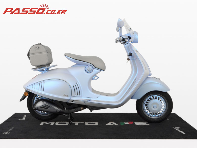 Vespa 946 스네이크