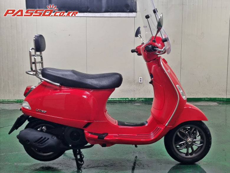 Vespa LX 125