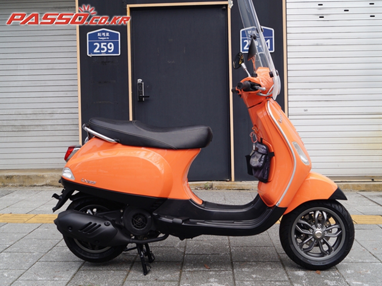 Vespa LX 125