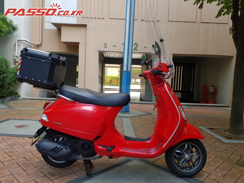Vespa LX 125