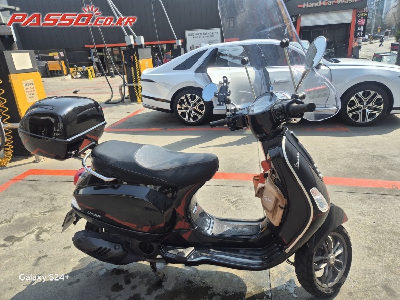 Vespa LX 125