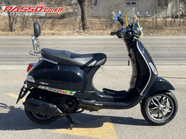 Vespa LX 125