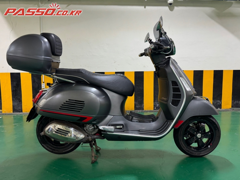 Vespa GTS 300 슈퍼스포츠