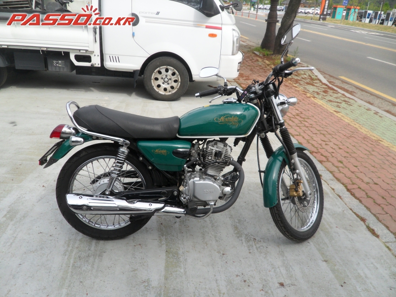 SYM 울프 125 노스텔지아