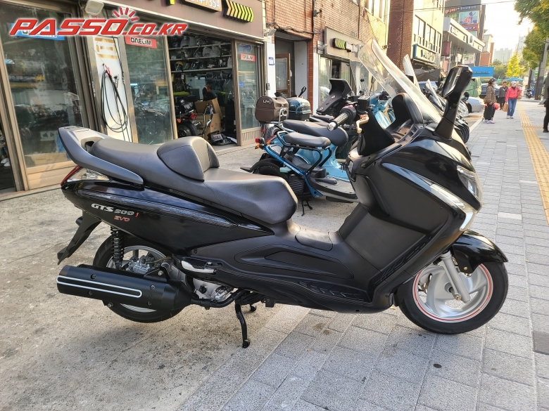 SYM 보이져 300 EFI