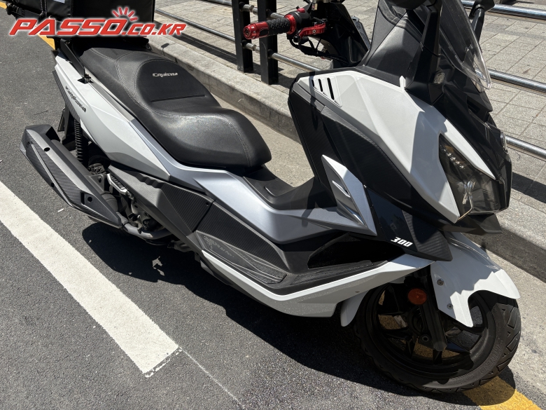 SYM 크루심 300 ABS