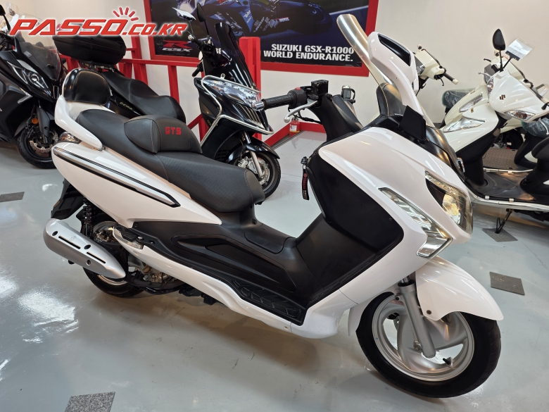 SYM 보이져 125 EVO
