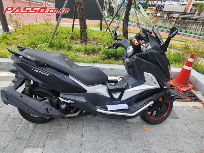 SYM 크루심 300 ABS