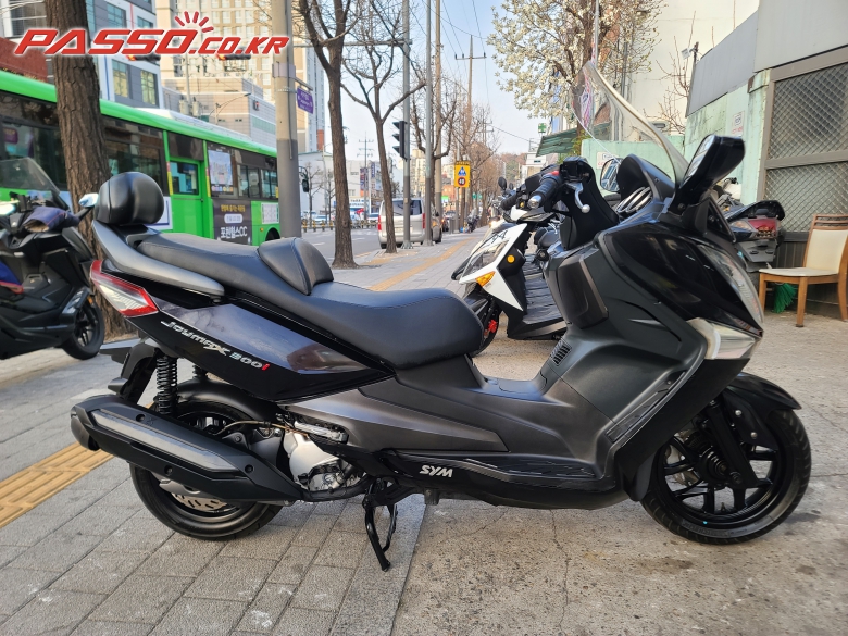 SYM 조이맥스 300 i ABS