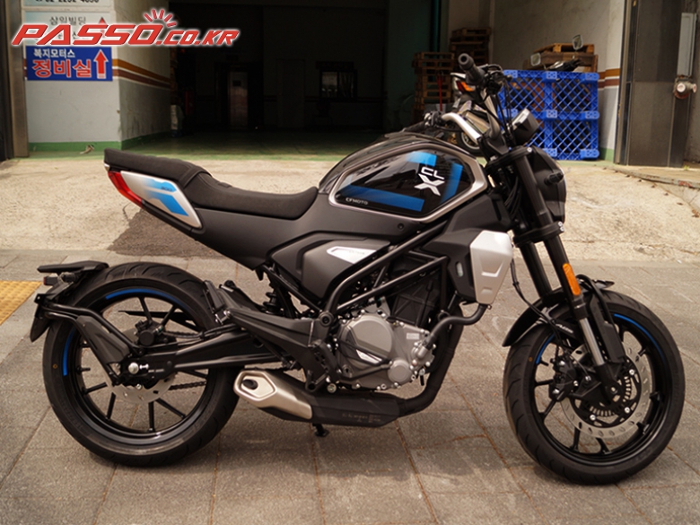 CFMOTO 300 CLX