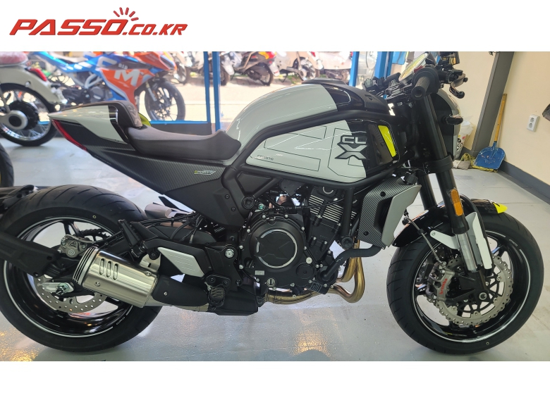 CFMOTO 700 CLX Sport
