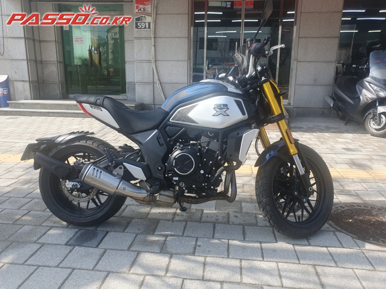 CFMOTO 700 CLX