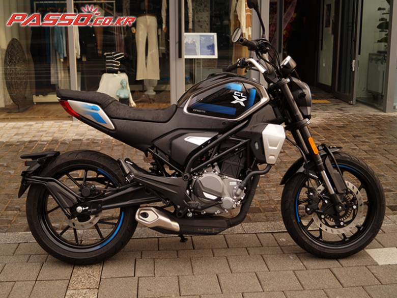 CFMOTO 300 CLX