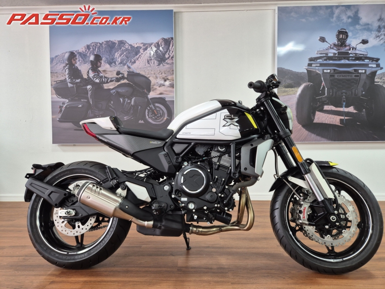 CFMOTO 700 CLX Sport