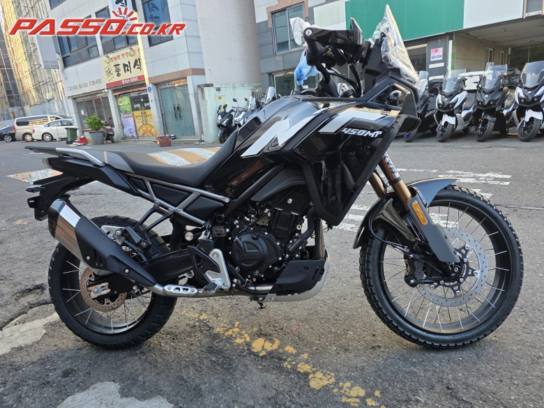 CFMOTO 450 MT