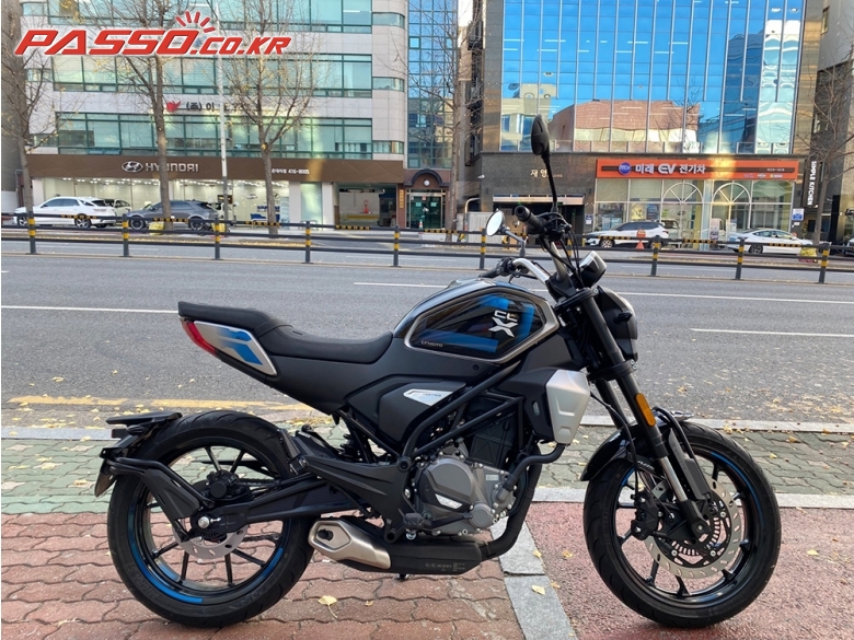 CFMOTO 300 CLX