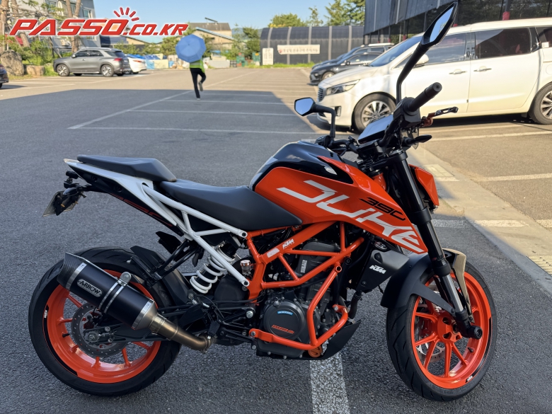KTM 390 Duke