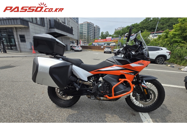 KTM 890 어드벤처