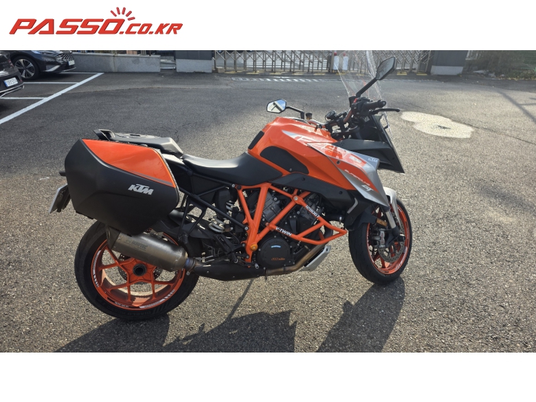 KTM 1290 슈퍼 듀크 GT