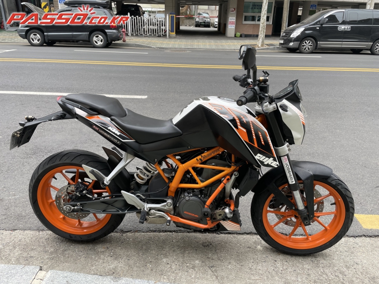 KTM 390 듀크