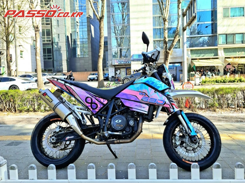 KTM 690 SMC