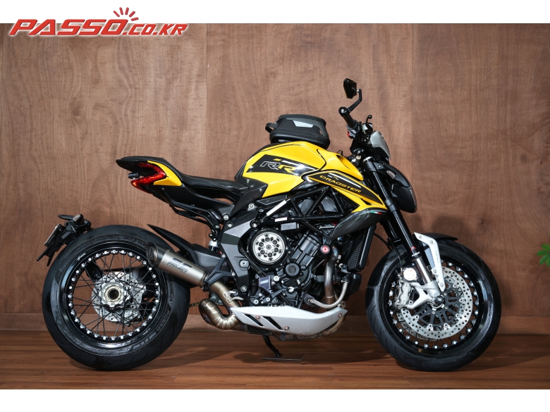 MV Agusta Dragster 800 RR SCS